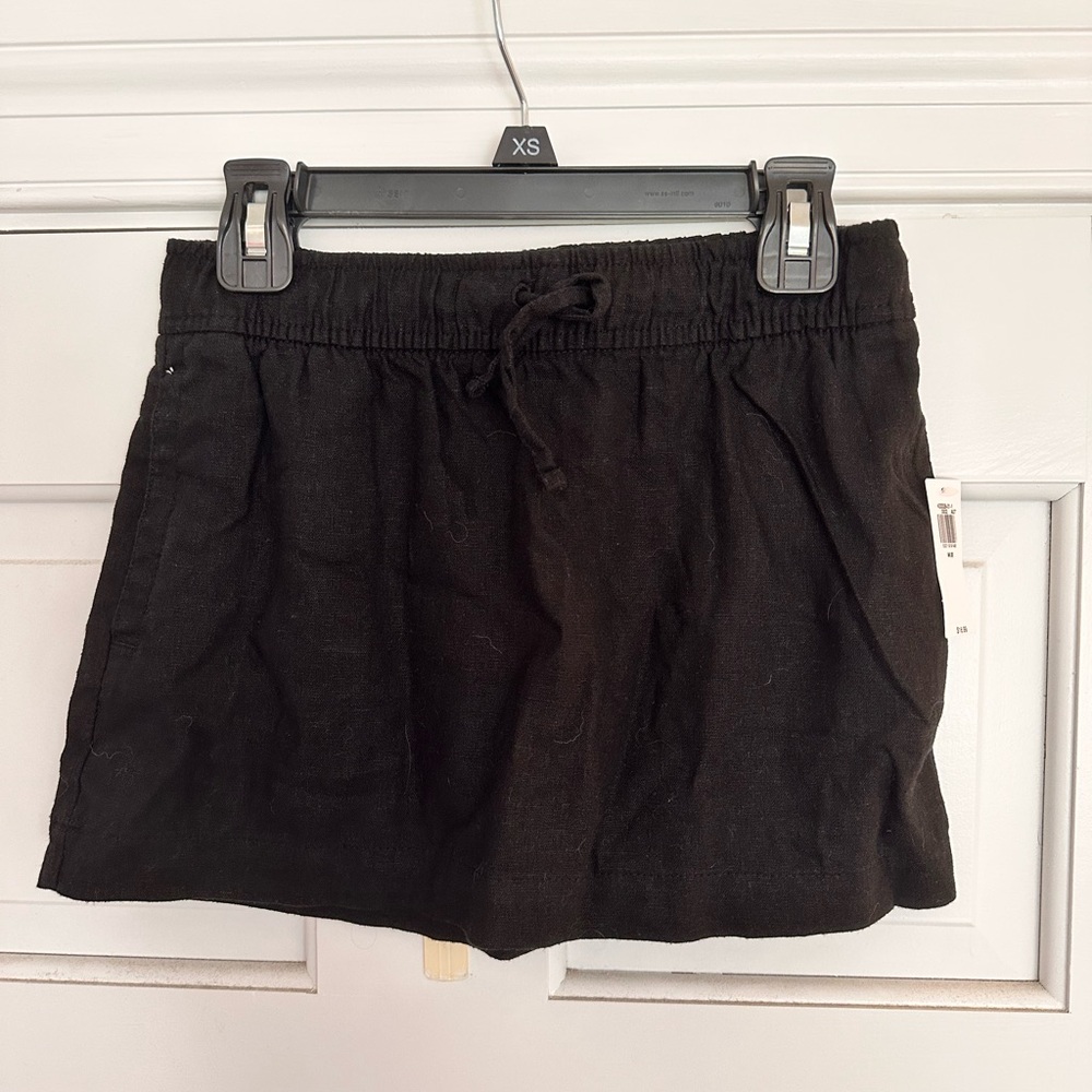 NWT Girls Black Linen Old Navy Skirt - Size 8 (Medium)